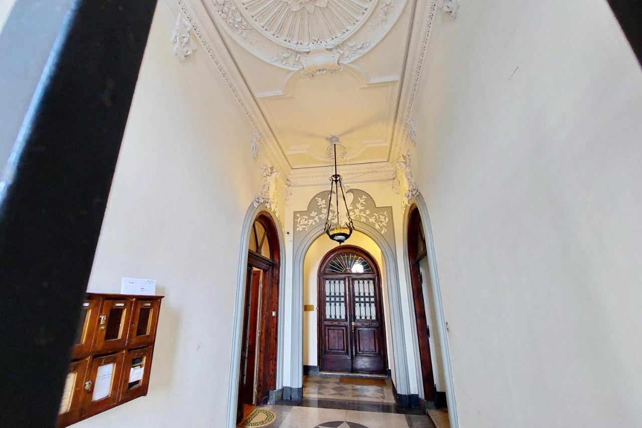 Cavour 2 Bedrooms Apartment Rome Exterior photo